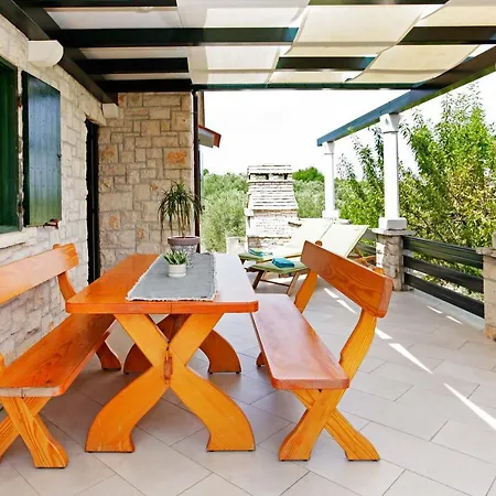 Holiday home Anka
